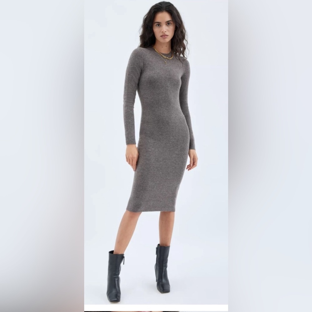 Aritzia Wilfred Melissa Midi sweater dress